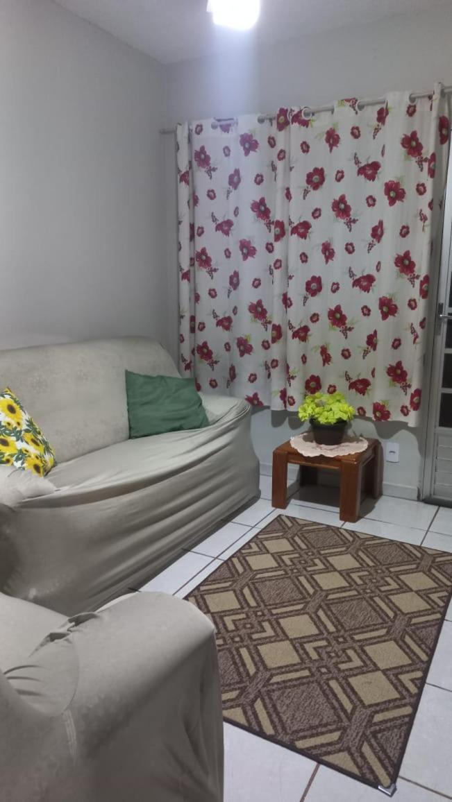 Vila Casa Temporada Da Rose Olímpia Exteriér fotografie